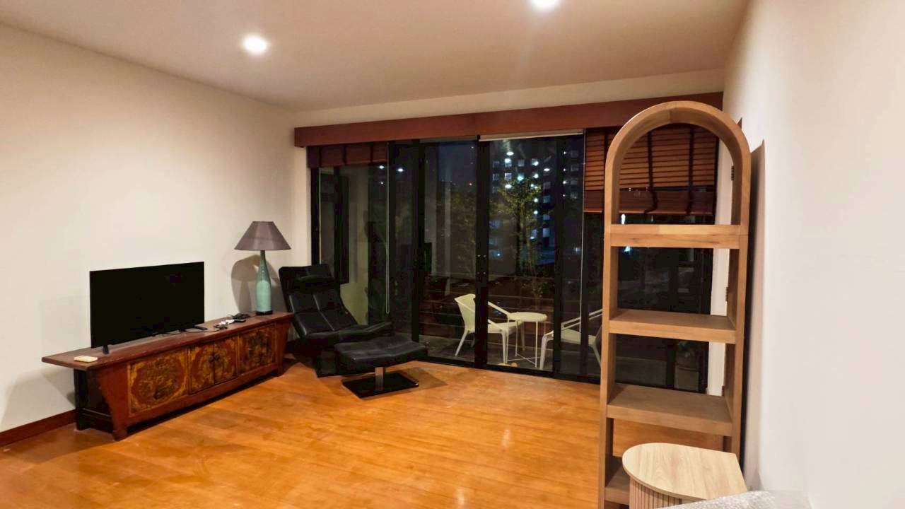 Apartment in Phaholyothin